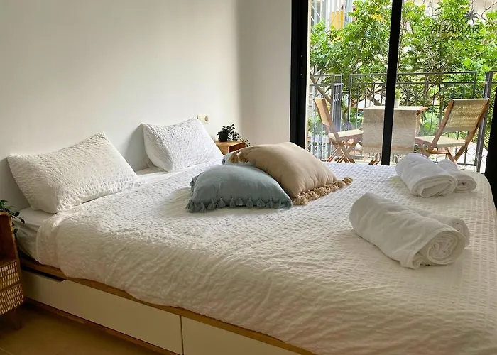 Brezza - Modern With Swiming Pool Apartman