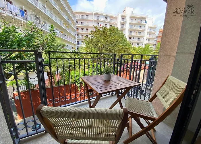 Brezza - Modern With Swiming Pool *